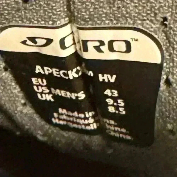 Giro Apeckx Men’s Bicycling Shoes US 9.5 EU 43 Looks NEW - Picture 12 of 13